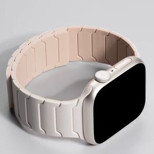 Magnetic Silicone Apple Watch Strap (NEW)